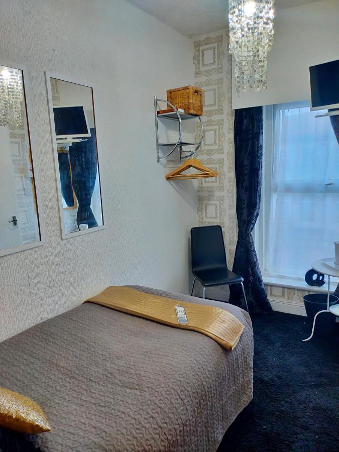 Hotel Babylon 黑潭 外观 照片